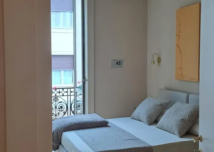 Oda ve Kahvaltı Ta-49 Bed E Breakfast Napoli