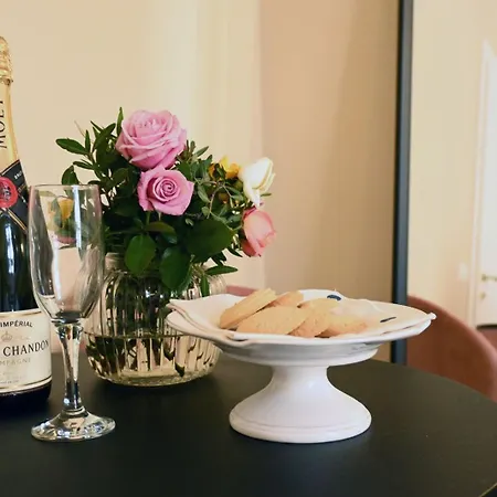 Ta-49 Bed E Breakfast Couette-café 4*