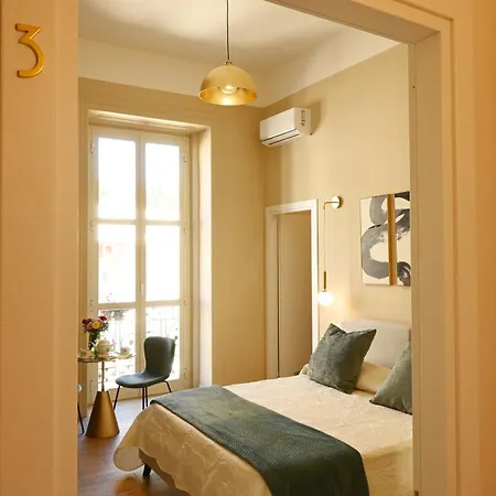 לינה וארוחת בוקר Ta-49 Bed E Breakfast נאפולי