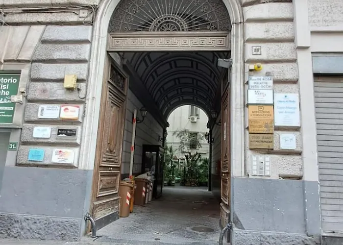 Ta-49 Bed E Breakfast Napoli