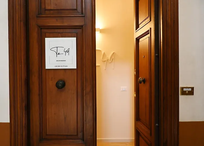 Ta-49 Bed E Breakfast 4* Napoli