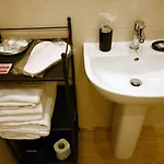 Oda ve Kahvaltı Ta-49 Bed E Breakfast Napoli