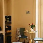 Ta-49 Bed E Breakfast Oda ve Kahvaltı Napoli