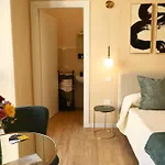 Ta-49 Bed E Breakfast Oda ve Kahvaltı