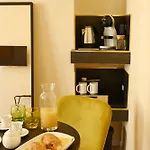 Ta-49 Bed E Breakfast Napoli