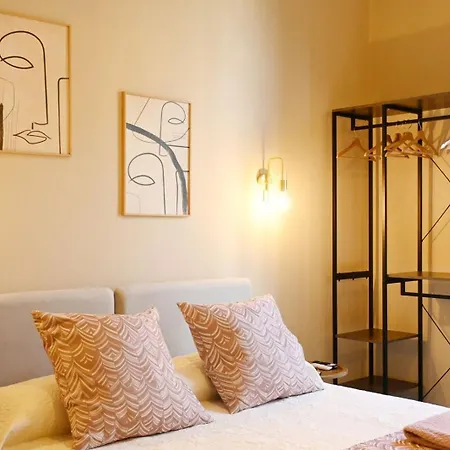 Ta-49 Bed E Breakfast Nápoly