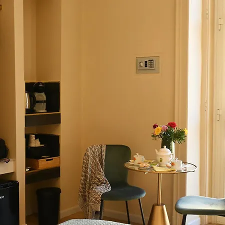 Ta-49 Bed E Breakfast Bed and Breakfast Νάπολη