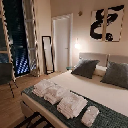 Ta-49 Bed E Breakfast 4* Nápoles